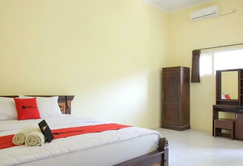 スタンダードルーム, Reddoorz Syariah Near Balai Kota Probolinggo 2