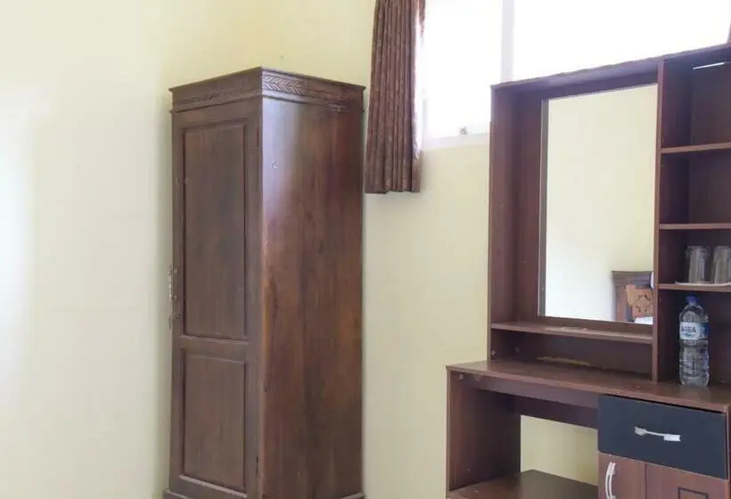 ファミリールーム, Reddoorz Syariah Near Balai Kota Probolinggo 2