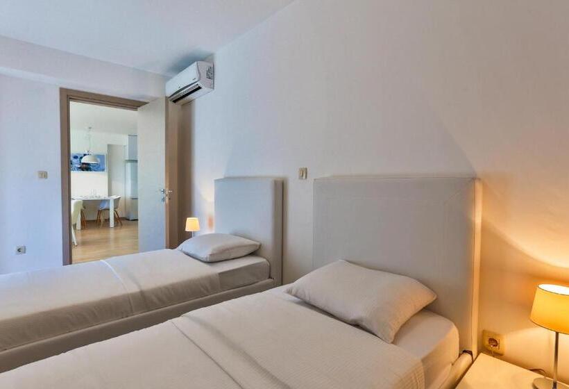 سوییت سوپریور با چشمانداز دریا, Gufo Apart