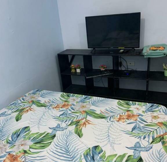이코노미 룸, Rgc Residences