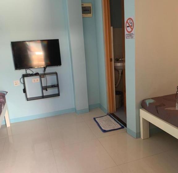 חדר סטנדרט לארבעה, Rgc Residences