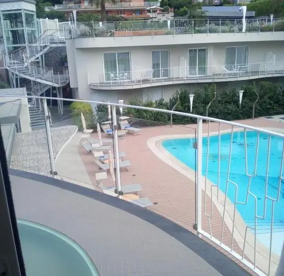 デラックス1ベッドルームアパートメント、プールビュー, Ciclope Resort