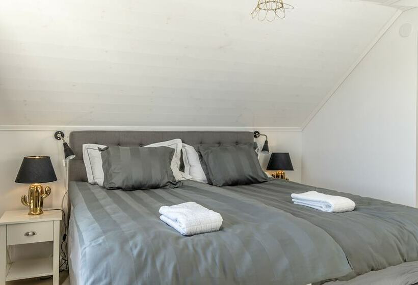 Номер бизнес-класса, Business Home Club