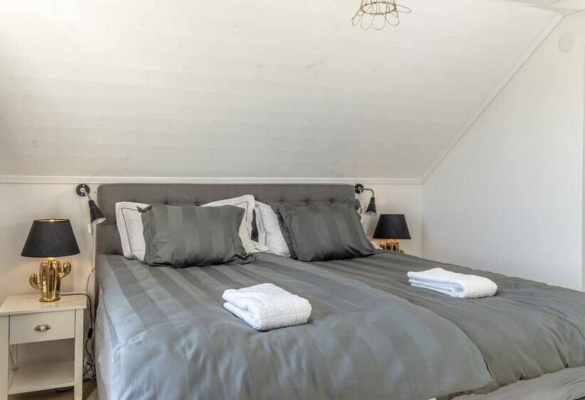 Номер бизнес-класса, Business Home Club