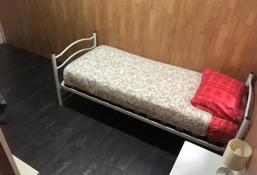 اتاق استاندارد یک نفره, B&b Relax