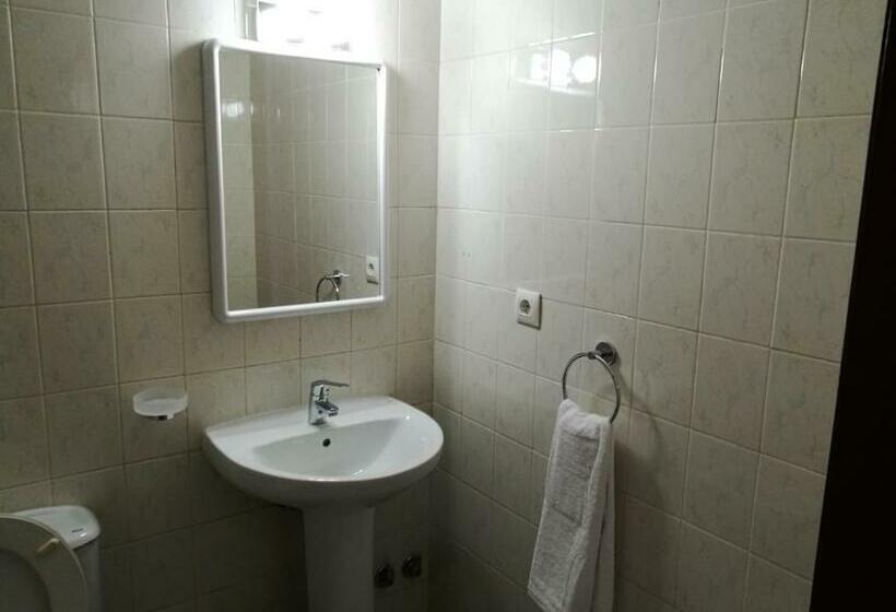 Quarto Triplo Estandar, L'albera