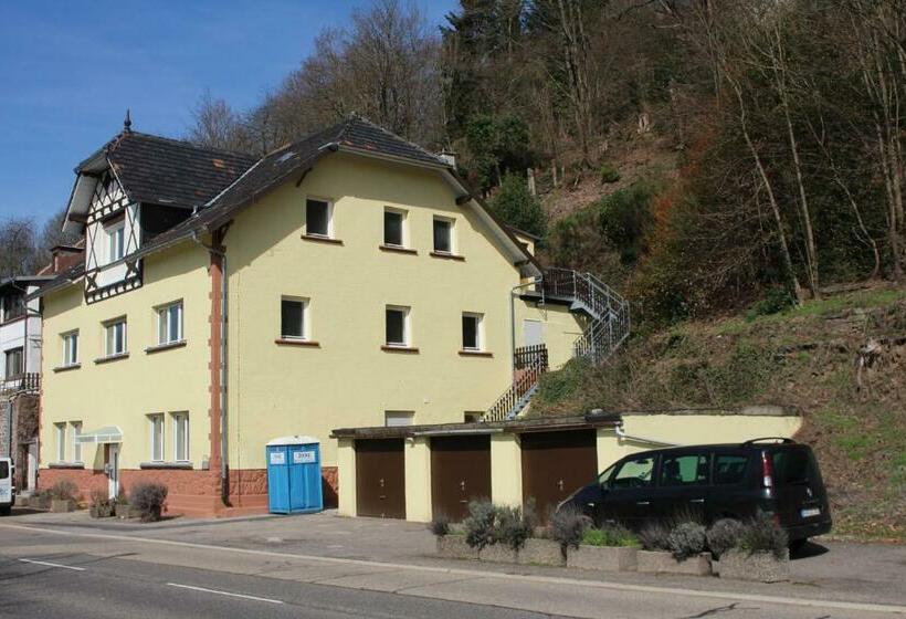 带共用浴室的标准房间, Gästehaus Windheim