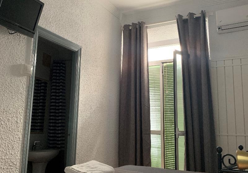 اتاق استاندارد, Hostal Alcobia