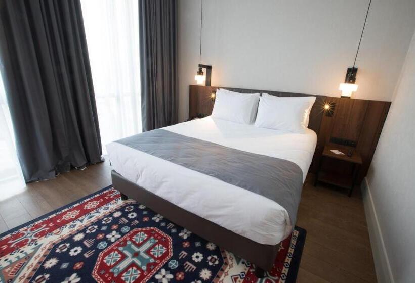 اتاق استاندارد, Holiday Inn Telavi, An Ihg