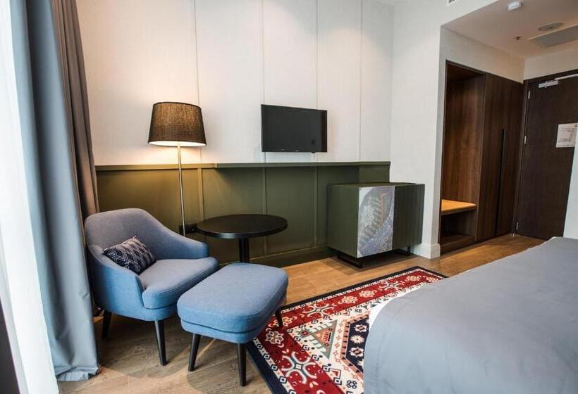 اتاق استاندارد, Holiday Inn Telavi, An Ihg