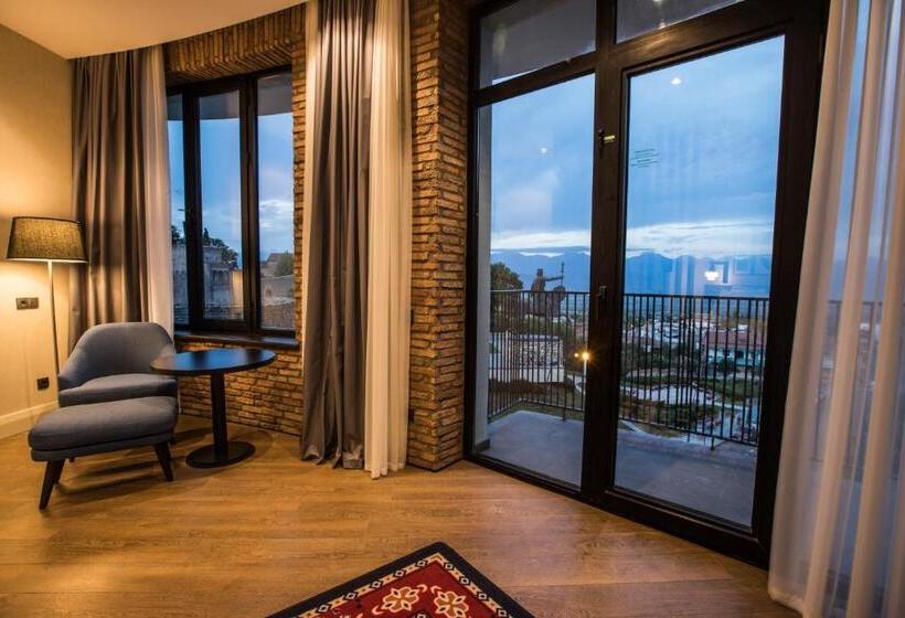 سوییت, Holiday Inn Telavi, An Ihg