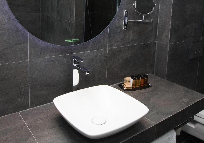 اتاق استاندارد, Holiday Inn Telavi, An Ihg