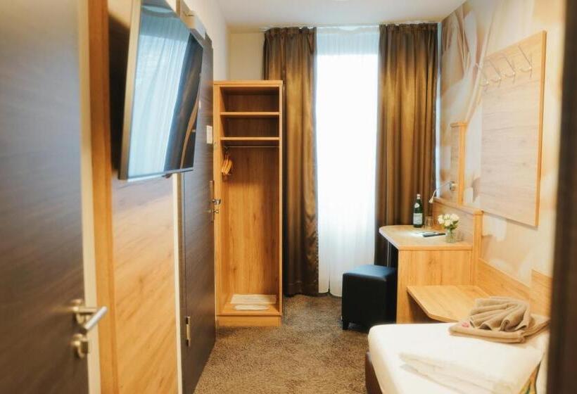 Tek Kişilik Delüks Oda, Outlet