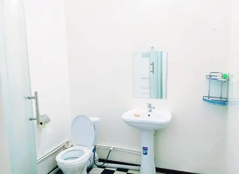 اتاق سوپریور با چشم‌انداز باغ, World Guest House