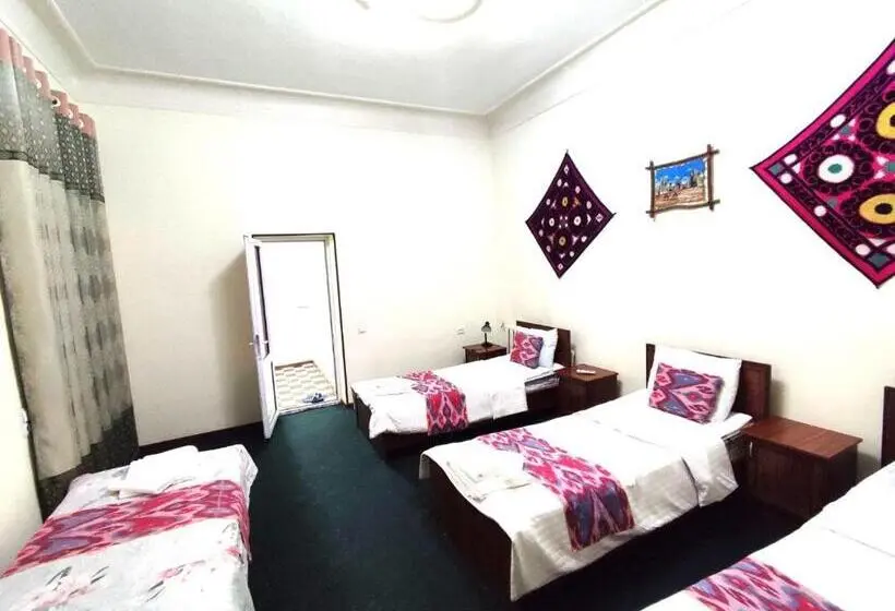 اتاق سوپریور چهار تخته, World Guest House