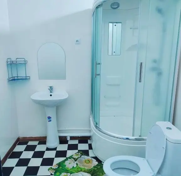 اتاق لوکس, World Guest House