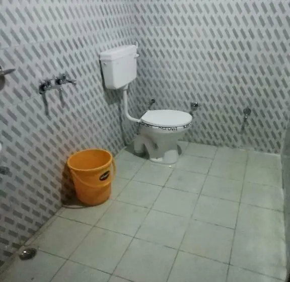 デラックスルーム, Garhwal Resort, Raithal, Bhatwari, Uttarkashi