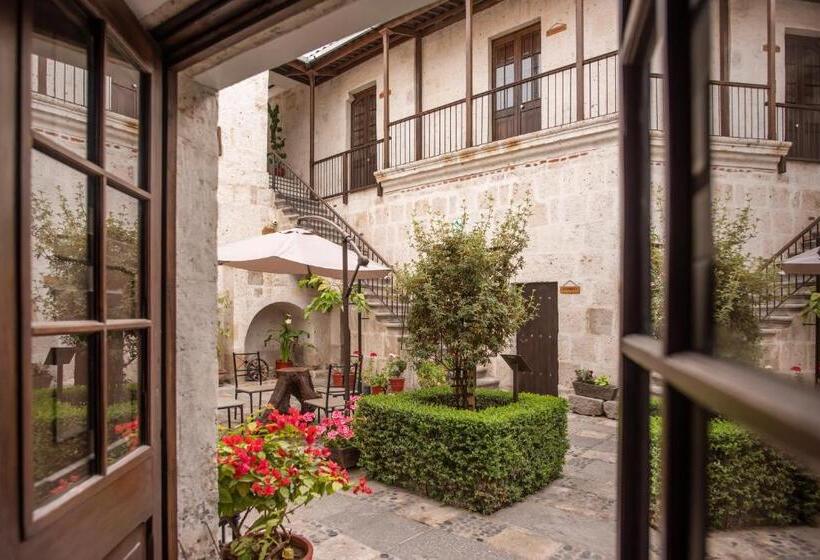 סוויטת ג'וניור, Acolpacha Tambo Boutique