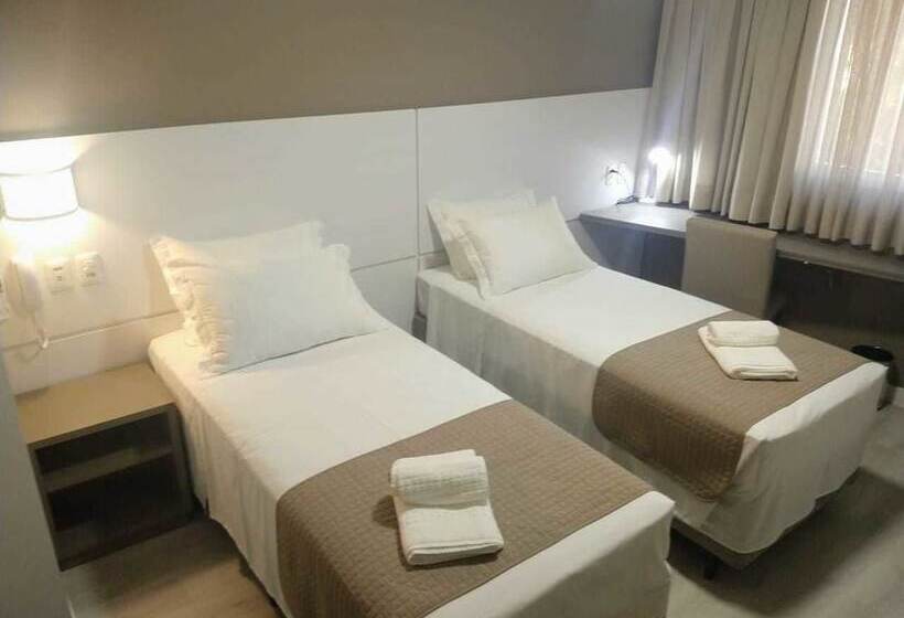 Номер Deluxe, Tri Hotel Executive Indaial