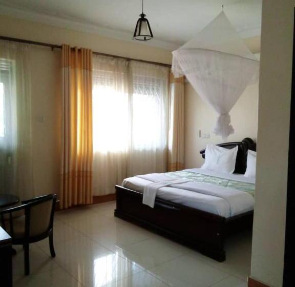 اتاق اکونومی, Discovery Courts