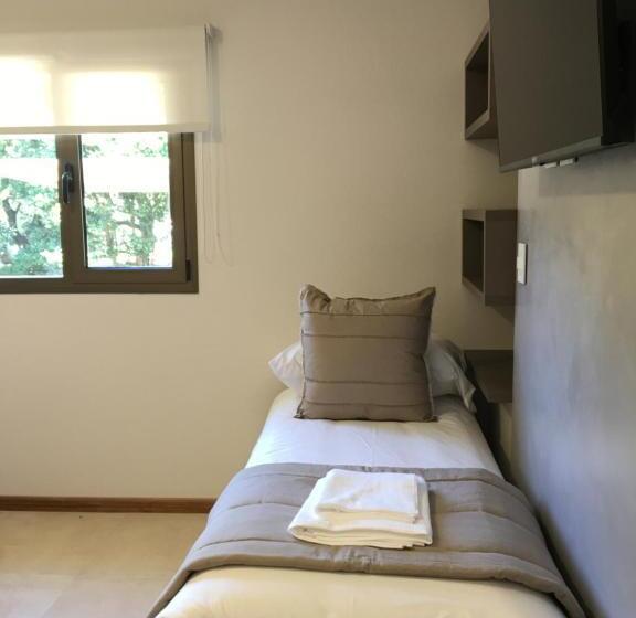 스탠다드 트리플 룸, Portal Del Callvú