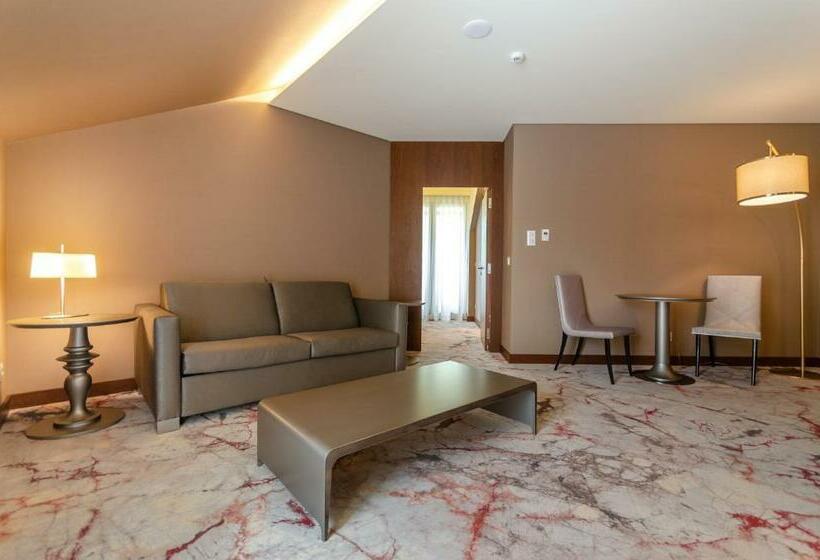 スイート(家族用), Turim Boulevard