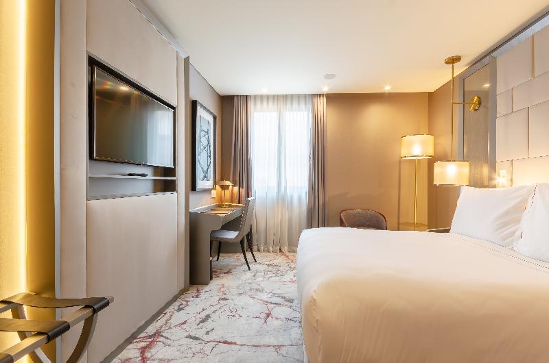 スーペリアールーム, Turim Boulevard