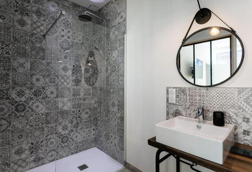 디럭스 룸, Le Petit Moulin