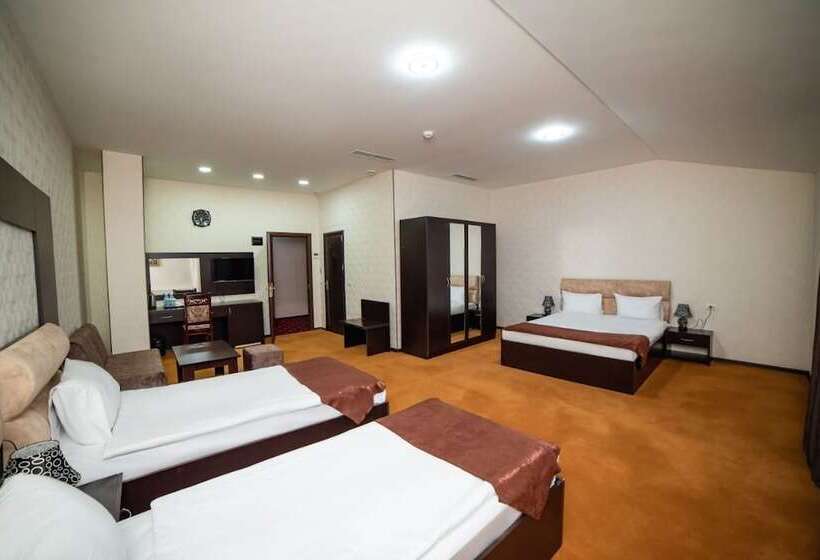 اتاق خانوادگی, Continental