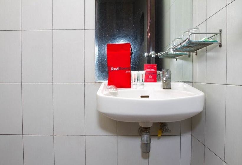 디럭스 룸, Reddoorz @ Cikutra 3