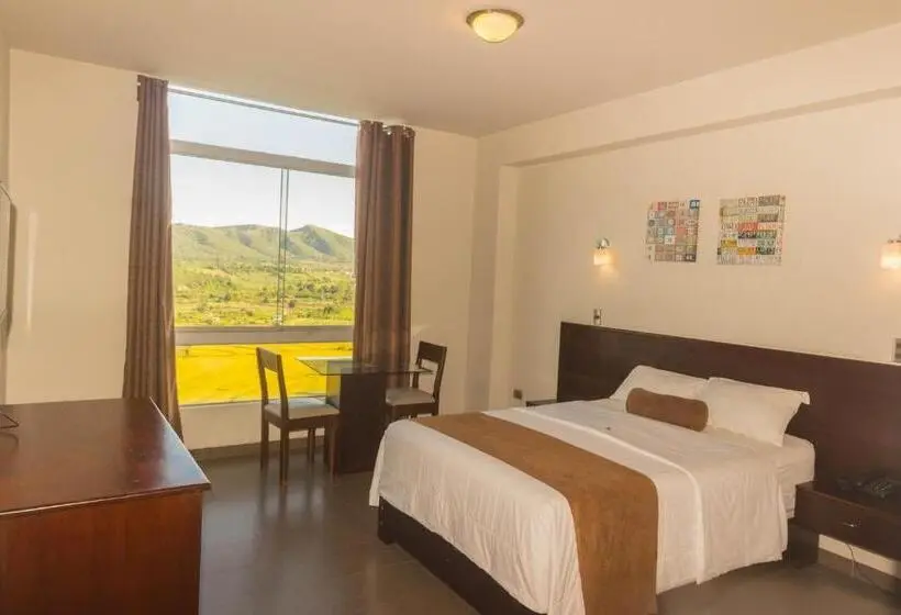 سوییت جونیور با چشم‌انداز استخر, Urqu Hotel & Boutique