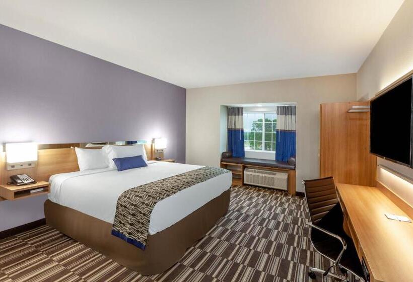 带大床的复式套间, Microtel Inn & Suites By Wyndham College Station