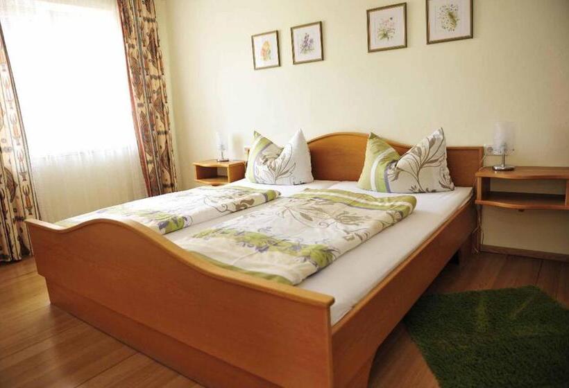 جناح, Pension Holzapfel