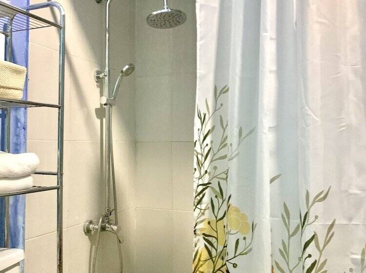 חדר דלוקס, Campito Loving