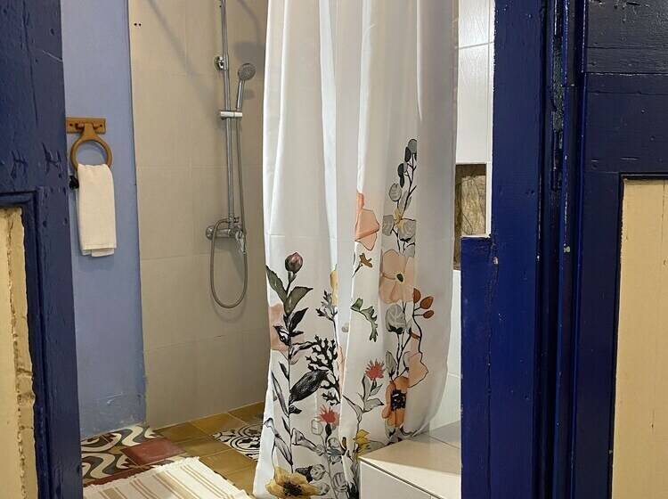 חדר דלוקס, Campito Loving