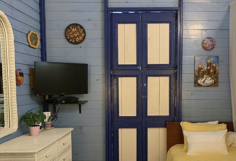 חדר דלוקס, Campito Loving