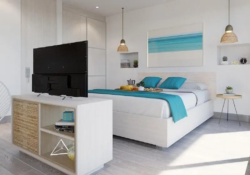 スタンダード４人部屋, Azure Lofts & Pool