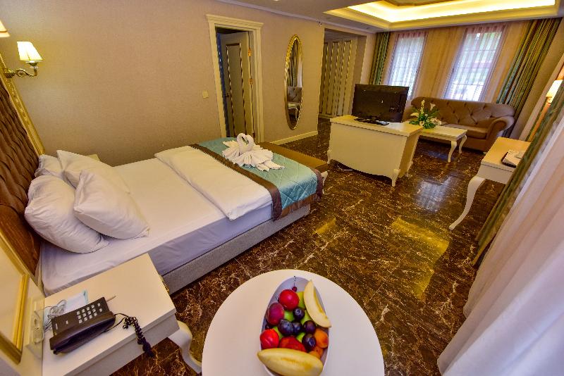 Семейный Номер Superior, Azure Lofts & Pool