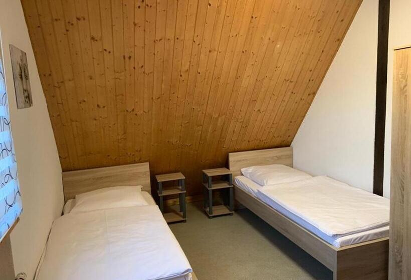 スタンダードトリプルルーム, Ab Apartment Objekt 122