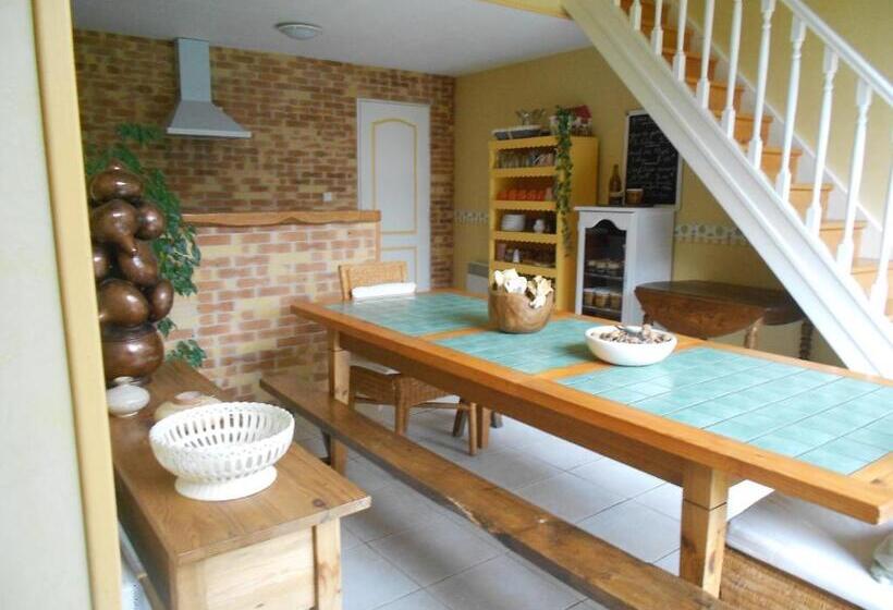 Номер Стандарт, La Grange