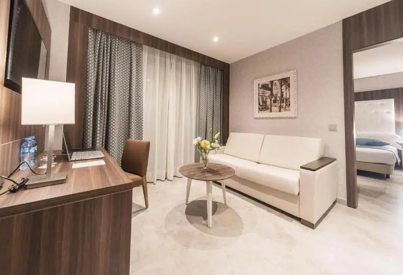 سوییت با چشم‌انداز دریا, Az Hotel Montana