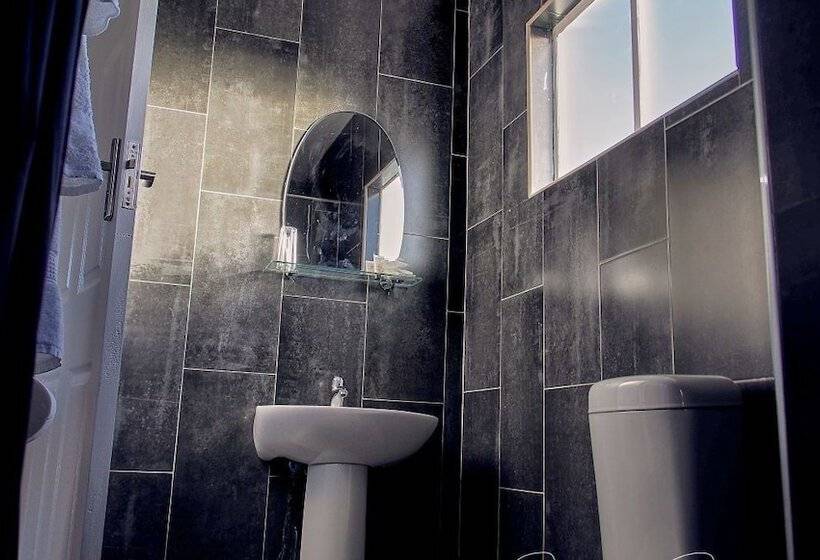 اتاق لوکس, Bradley Gardens Lodge