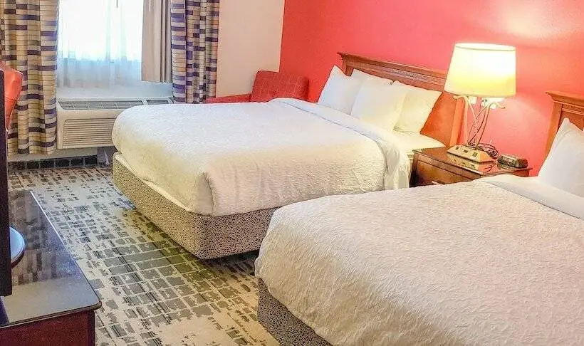スイート, American Inn And Suites Ferndale