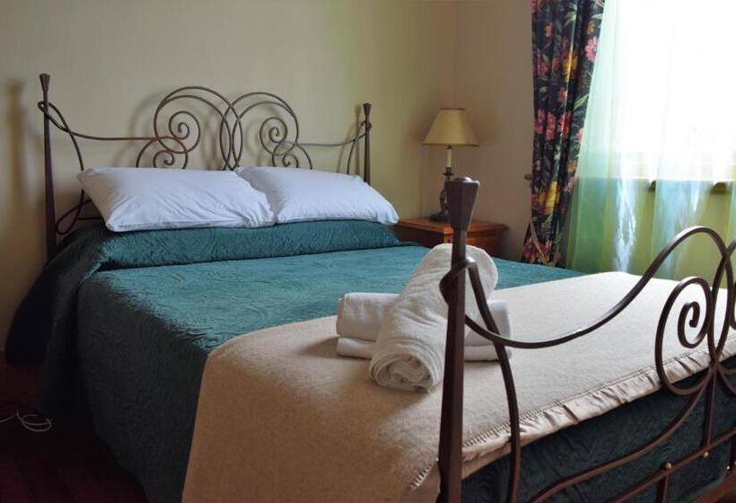 スタンダードルーム, Left Bank