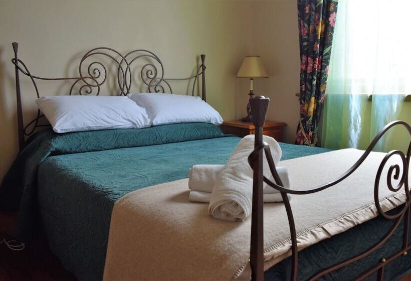 スタンダードルーム, Left Bank