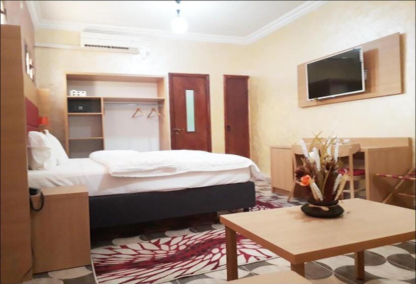 اتاق استاندارد یک نفره, Takialt