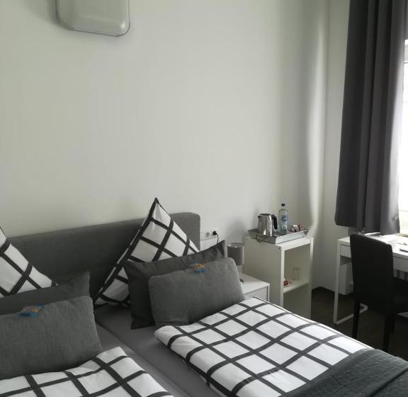 标准间, Diepholzer–boardinghouse