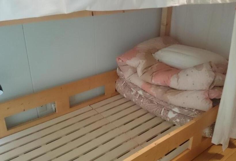 Четырехместный Номер Economy, Guest House Minna No Ie