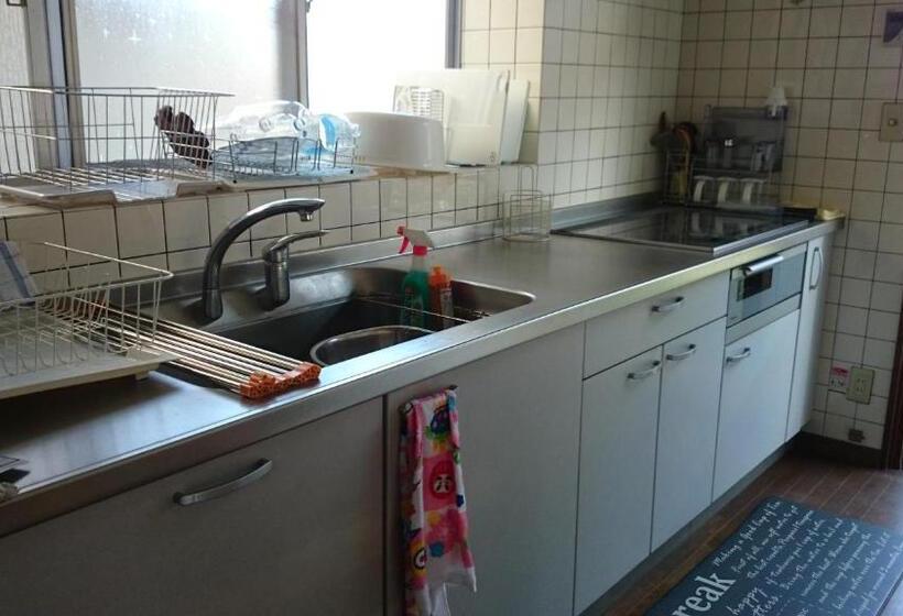 Семейный Номер, Guest House Minna No Ie