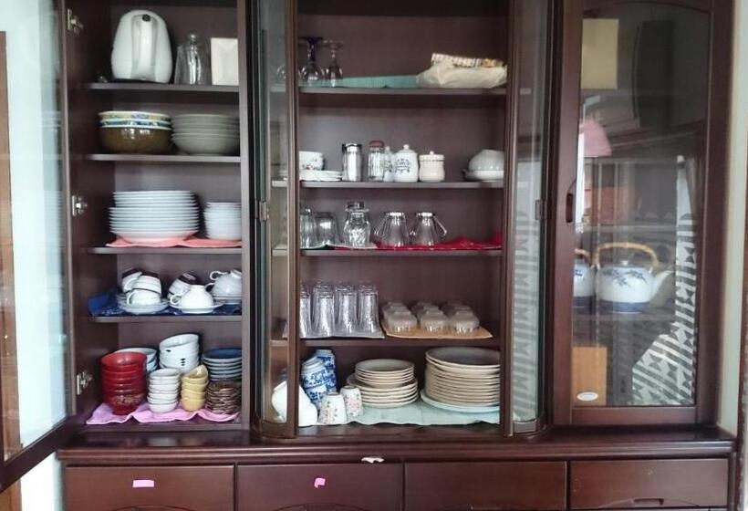 Семейный Номер, Guest House Minna No Ie